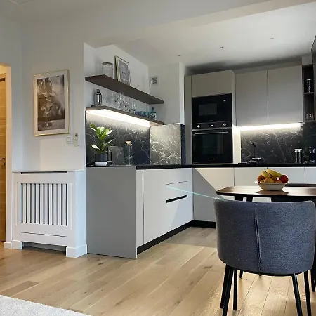 Luxury Floor With Terrace - Sur